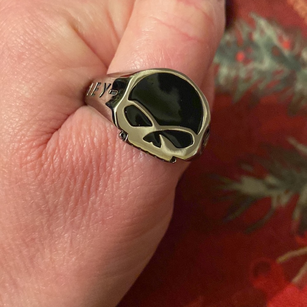 - Willie G Rings - Picture 4 of 6